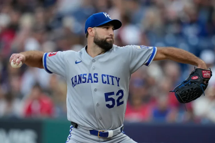 Michael Wacha Dominates For 8 Innings As Royals Blank Guardians 3-0 For Their 11th Win In 12 Games